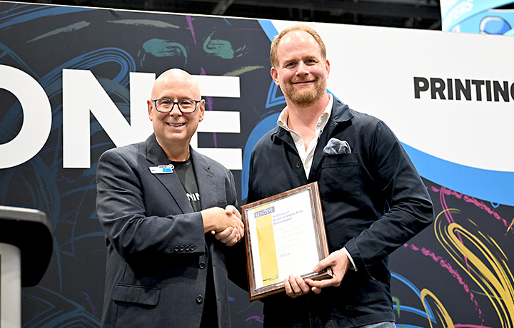 Apparel Awards final Roos