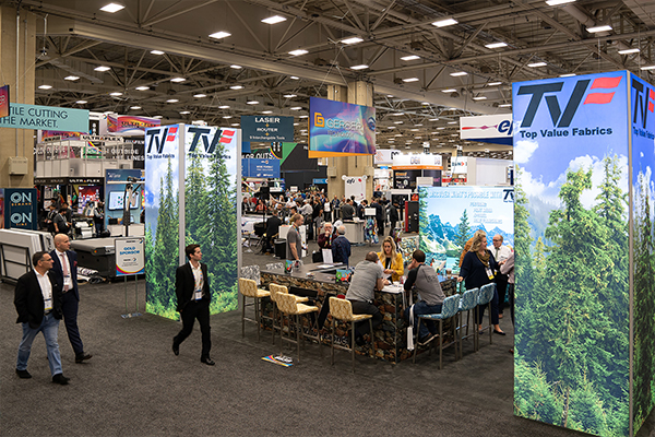 PRINTING_United_19_Show_Daily_Photos_0081_thumbnail600x400