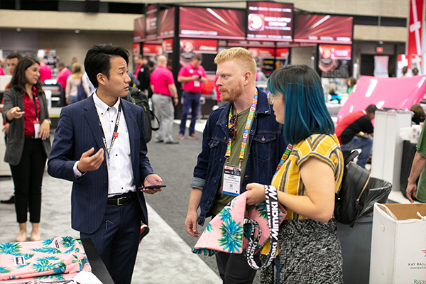 PRINTING_United_19_Show_Floor_Apparel_Digital_Textile_0006_thumbnail600x400