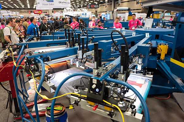 PRINTING_United_19_Show_Floor_Apparel_Digital_Textile_0071_thumbnail600x400