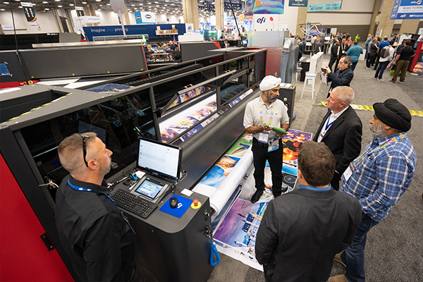 PRINTING_United_19_Show_Floor_Graphic_Sign_0039_thumbnail600x400